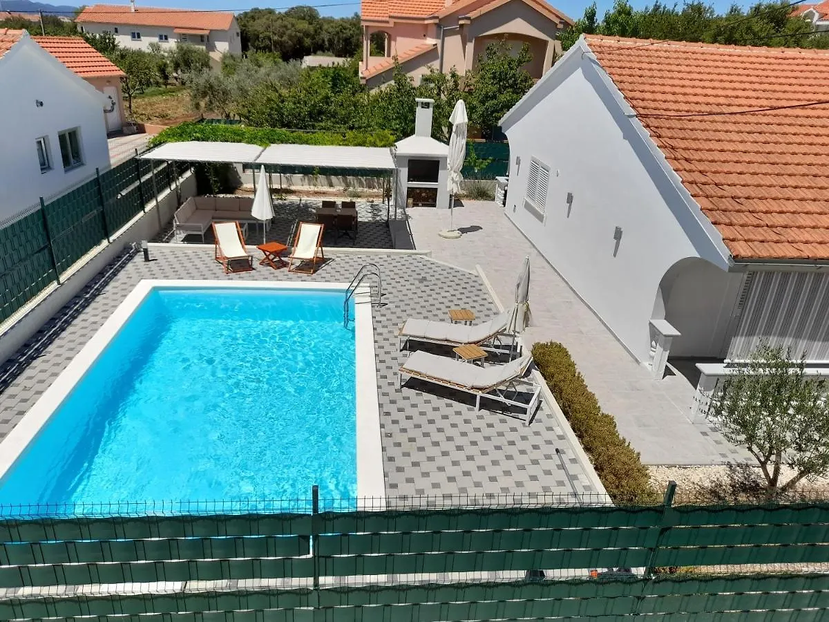 Villa Family Sukosan, Zadar